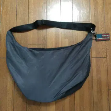 그레이 나일론 숄더백 빅