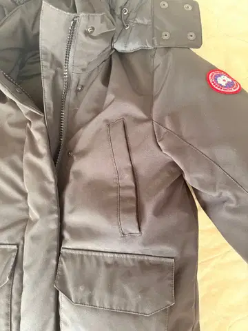 Canada Goose 블랙 다운 자켓