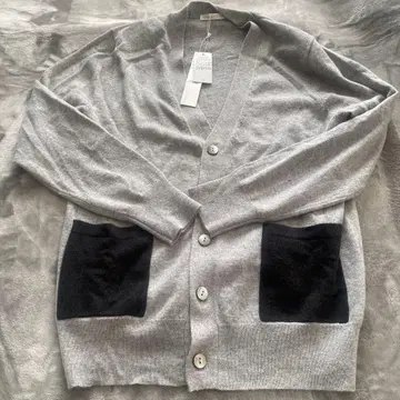 투모로우랜드 그레이 캐시미어 가디건 F 사이즈 포켓 부착