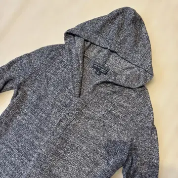 BAREFOOT DREAMS 후드 부착 가디건