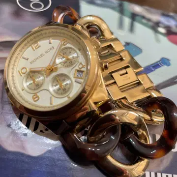 새상품급 완동품 마이클코어스 MK4222 여성용.