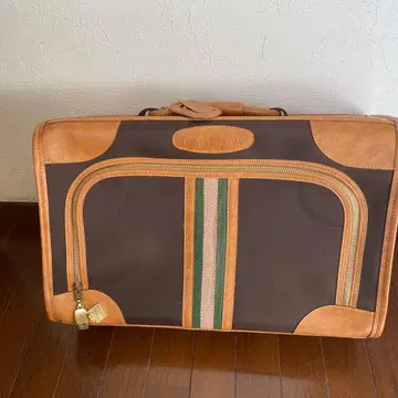 브라운 스트라이프 디자인 보스턴 백