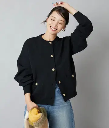 [택없는 새상품] 프릭스스토어 골드 버튼 니트 가디건