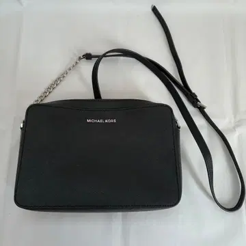 마이클코어스 숄더백 블랙