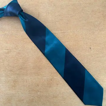 TOMORROWLAND (투모로우랜드) 실크 레지멘탈 넥타이 일본제