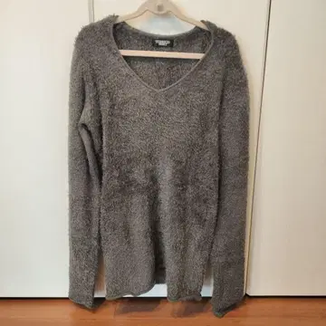 토네이도 마트 니트 그레이