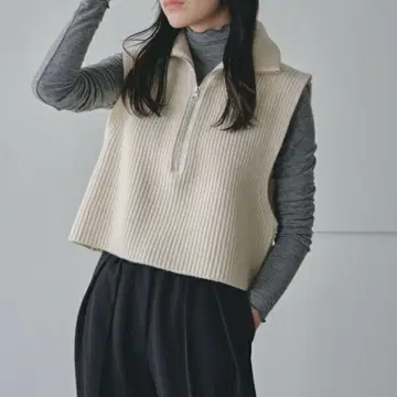 [ 새상품급 ] TODAYFUL 투데이풀 하프 지퍼 니트 베스트 에크루