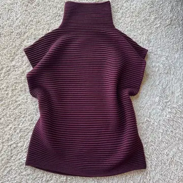 빅토리아 베컴 슬리브리스 퍼널넥 스웨터 XS 보르도