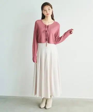 릴리안캐럿 턱 플레어 스커트 아이보리 2