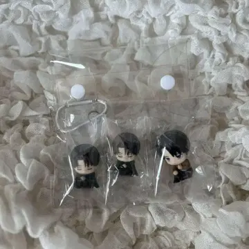 진격의 거인 리바이 피규어 잠자는 대기 가챠가챠