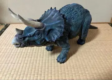 로스트 월드 쥬라기 공원 츠쿠다 하비 트리케라톱스 피규어