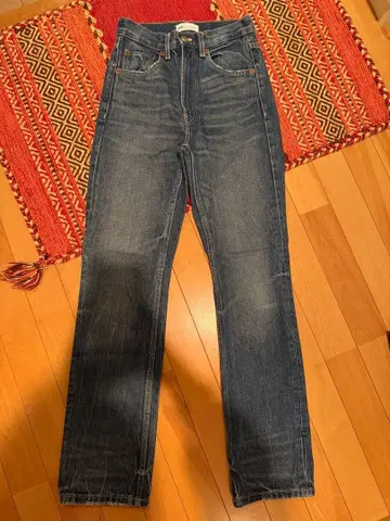 ZARA 하이웨스트 스트레이트 데님