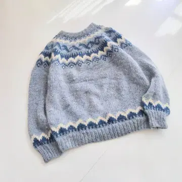 스카이블루 아이스 블루 페어아일 패턴 빈티지 니트 노르딕 B10