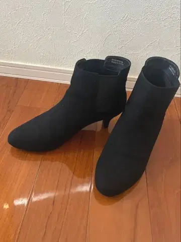 오데뜨 앤 오딜 숏부츠 24.5cm