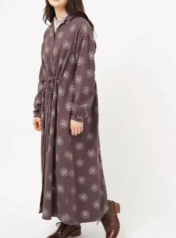 사만사 모스모스 눈꽃 패턴 원피스