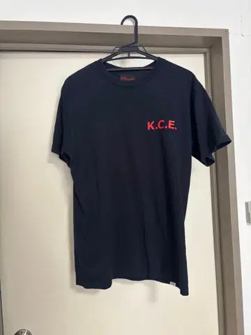 [ 새상품급 ] 키사라즈 캣츠아이 티셔츠 붓상 M 사이즈