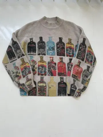 쓰리 포타임 보틀 프린트 니트