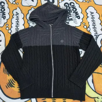 마리콴트 니트 가디건