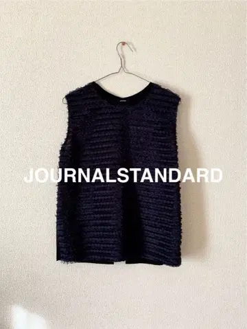 JOURNAL STANDARD 슬리브리스 상의 네이비