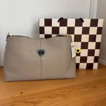 ATAO 그레이 가죽 숄더백 미사용 새상품