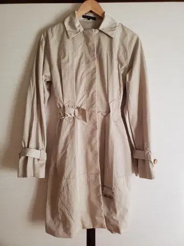 theory 트렌치코트 히요쿠 A라인