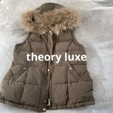 띠어리 루스 퍼 트리밍 다운 베스트 M 사이즈