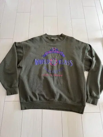 월드 클래스 컬렉션 맨투맨