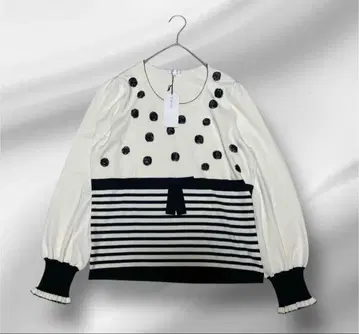 빅 사이즈! 새상품 TO BE CHIC 비쥬 도트 보더 니트 화이트 블랙