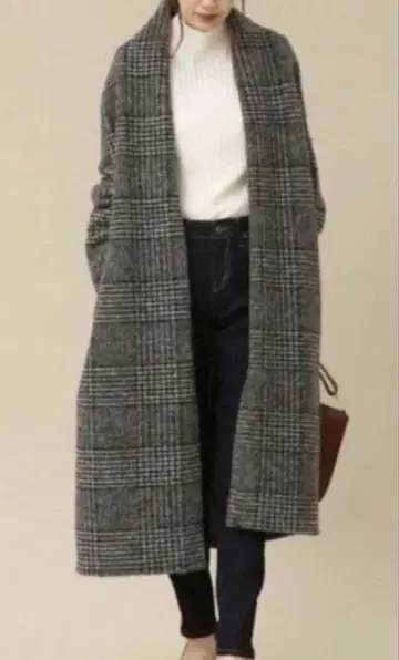 GreedyBrilliant 에어리 가운 코트