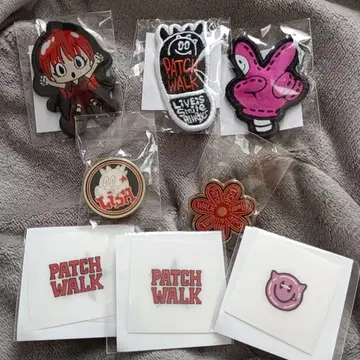 LiSA PATCH WALK 가챠 4 핀 배지 와펜 배지