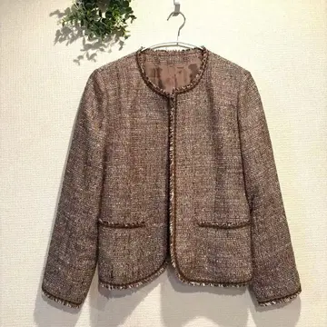 레리안 브라운 계열 트위드 노카라 자켓 사이즈 13호