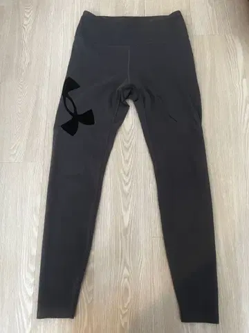 언더아머 레깅스