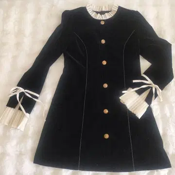 블랙 벨벳 원피스