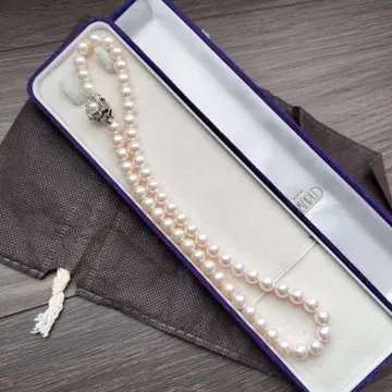 펄 목걸이