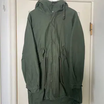 BAY CREST 올리브 그린 후드 부착 모즈 코트 사이즈 M