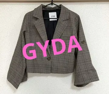 GYDA 체크 무늬 크롭 자켓 & 팬츠 셋업