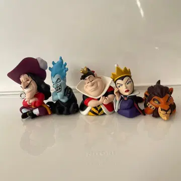 어깨 쿵 Fig. 디즈니 빌런즈