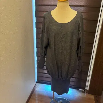 그레이 오버 사이즈 니트 스웨터 긴팔