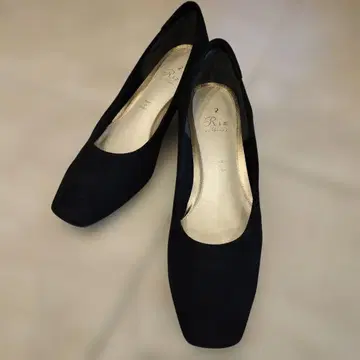 Riz raffinee 블랙 스웨이드 펌프스 24.0