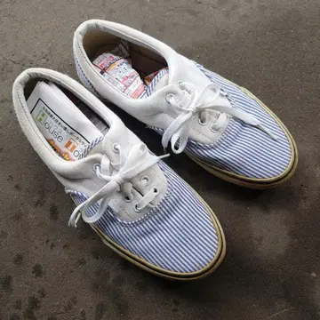 VANS 스트라이프 스니커즈