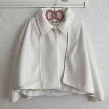 SNIDEL 화이트 판초 케이프 코트