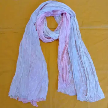 핑크와 화이트의 그라데이션 스톨