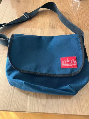 Manhattan Portage 숄더백 네이비