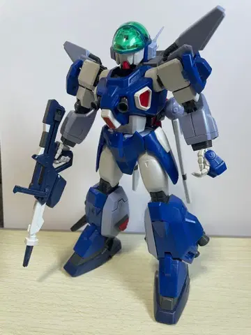 완성품 R3 레이즈너 프라모델