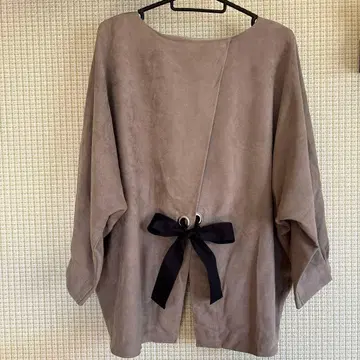 FENNEL 백리본 디테일 상의