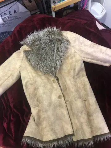 [ 12/16까지 ] 시맨틱 디자인 안쪽 올 퍼 자켓 (베이지)