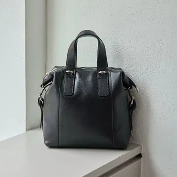 [ 완판템 ] earPAPILLONNER 천연 가죽 토트 숄더백