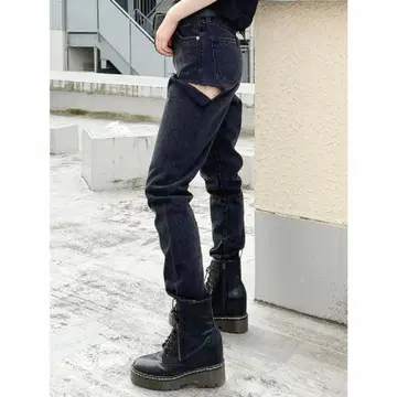 GYDA 블랙 FALL 컬러 데미지 페그탑 팬츠 슬림핏 데님