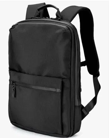 블랙 백팩 심플한 디자인