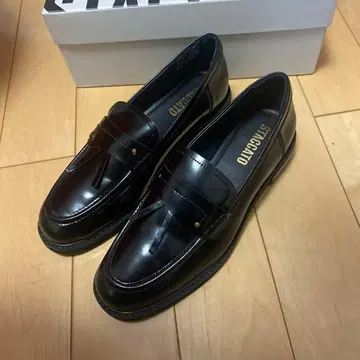 새상품급 staccato 블랙 가죽 로퍼 파누콤비 로퍼